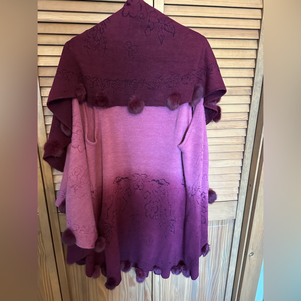 Flowy Wool Vest - Picture 3 of 4